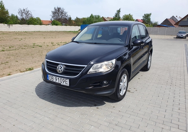 Volkswagen Tiguan cena 29500 przebieg: 194000, rok produkcji 2008 z Kostrzyn małe 704